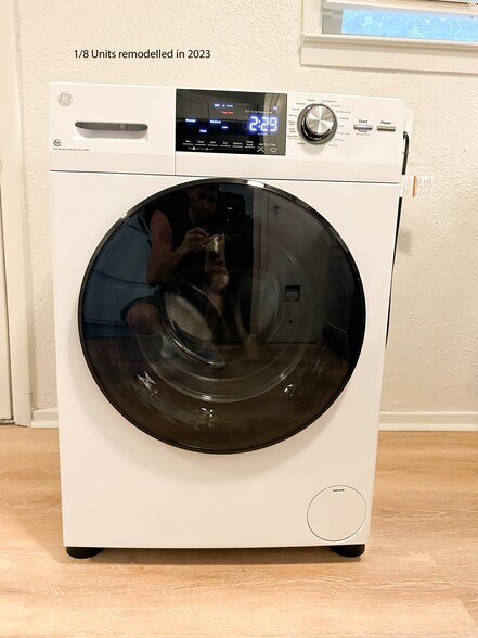 More Photos Of 307 W 4th St, Irving Apartments For Sale