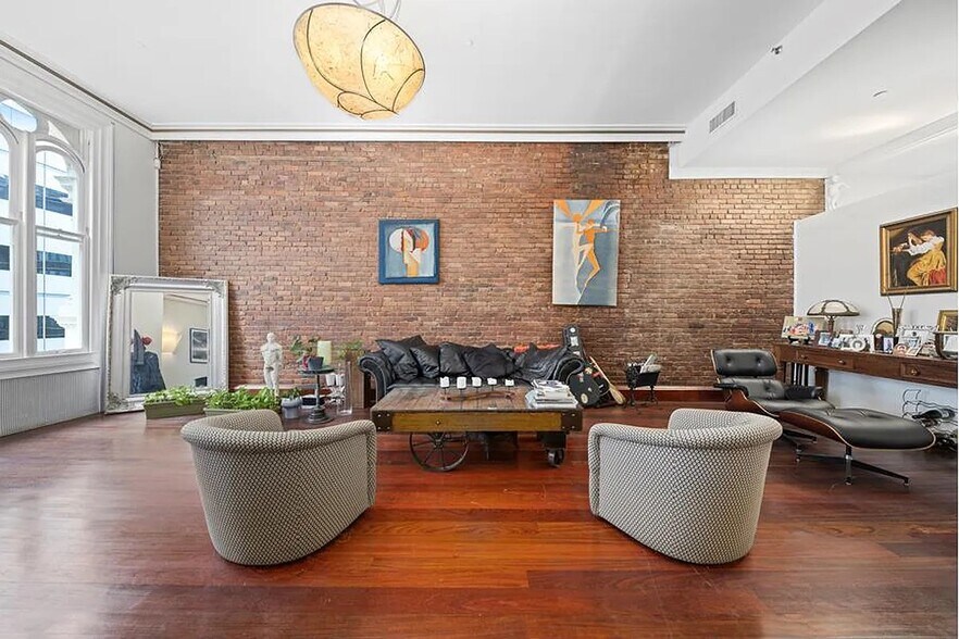 More Photos Of 75 Murray St, New York Office Residential For Sale
