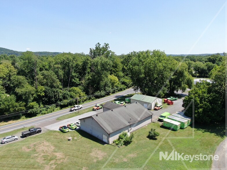 More Photos Of 1612 E Main St, Douglassville Warehouse For Sale