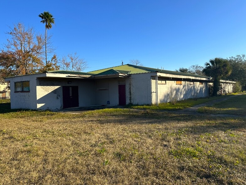 More Photos Of 2335 N Davis St, Jacksonville Religious Facility For Sale