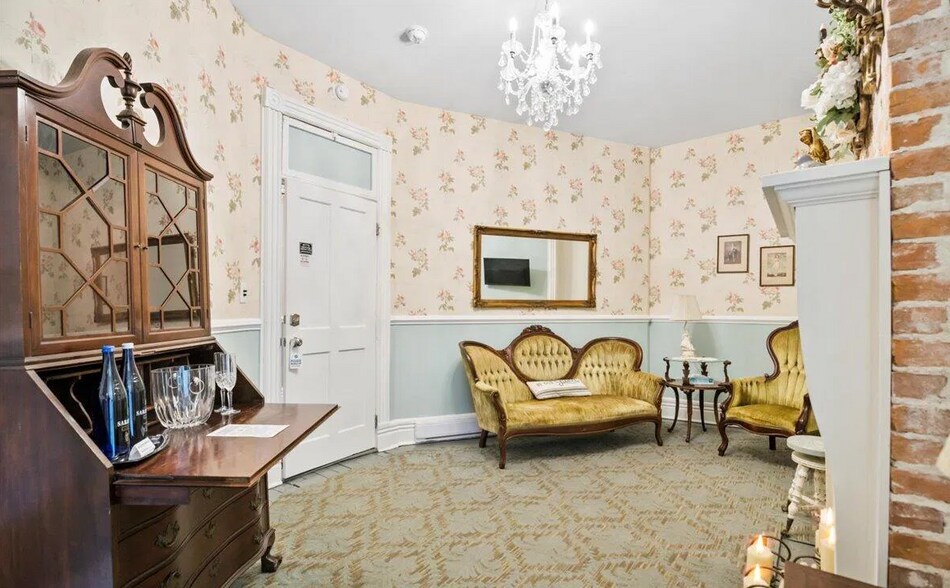 More Photos Of 59 W Main St, Broadalbin Hotel For Sale