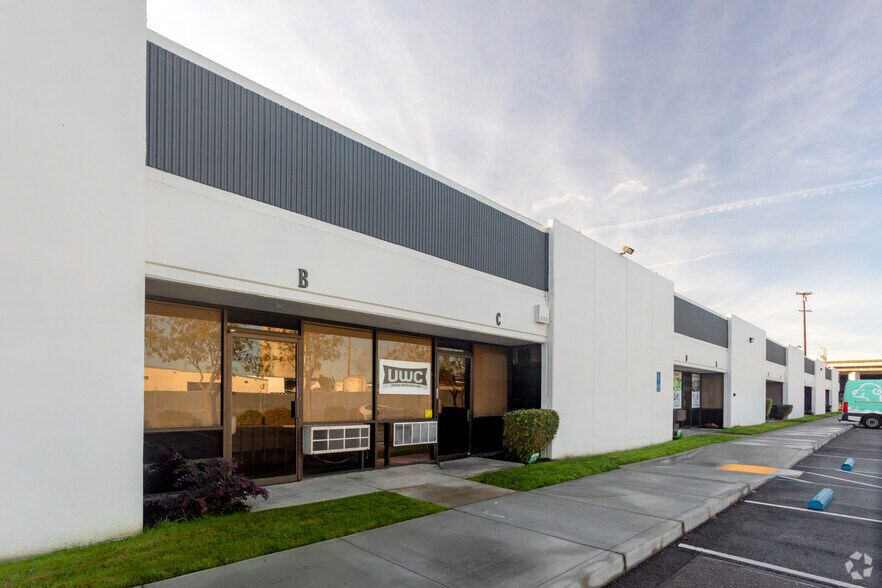 More Photos Of 30139 Industrial Pky SW, Hayward Research And Development For Lease