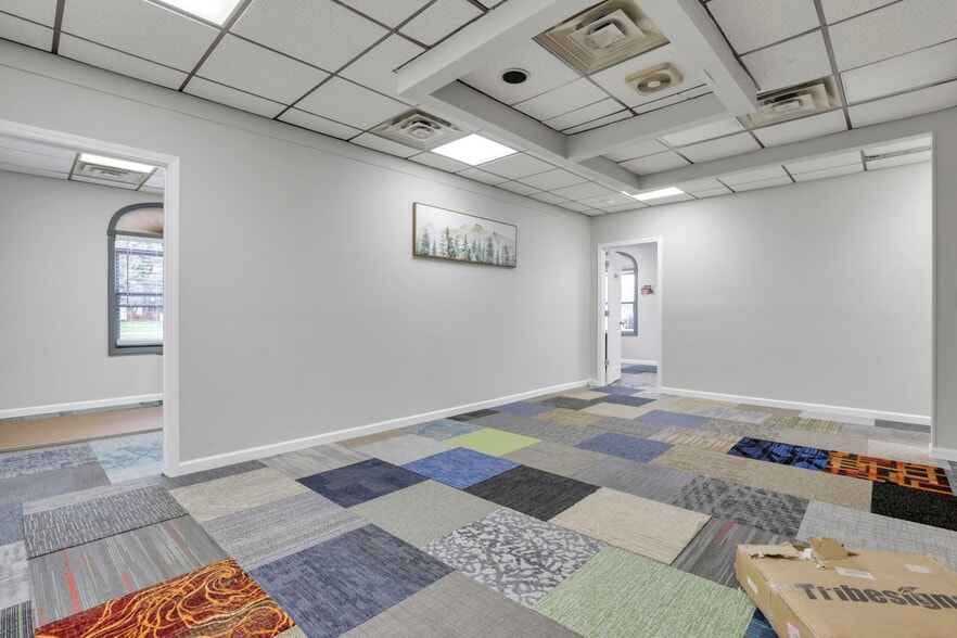 More Photos Of 4241 Kimberly Pky, Columbus Office For Sale