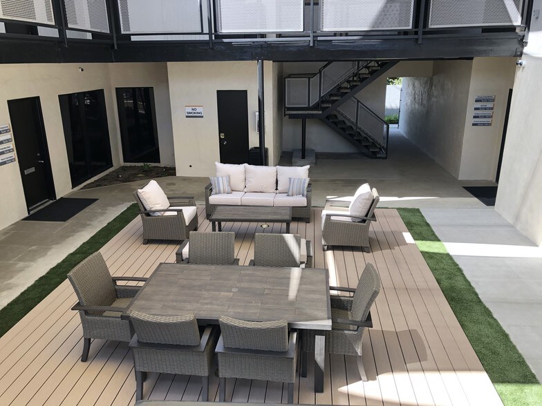 More Photos Of 1415 E 17th St, Santa Ana Office For Lease