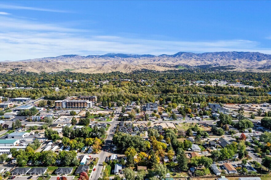 More Photos Of 213 E 40th St, Garden City Land For Sale