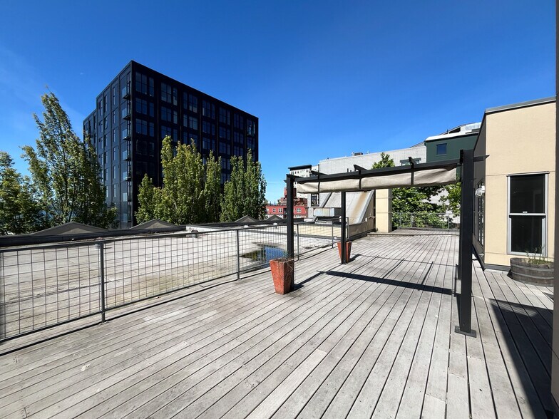 More Photos Of 2510 Western Ave, Seattle Apartments For Lease