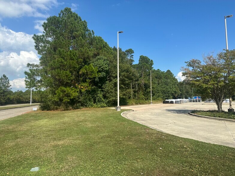 More Photos Of John Hill Blvd & US 49, Gulfport Land For Sale