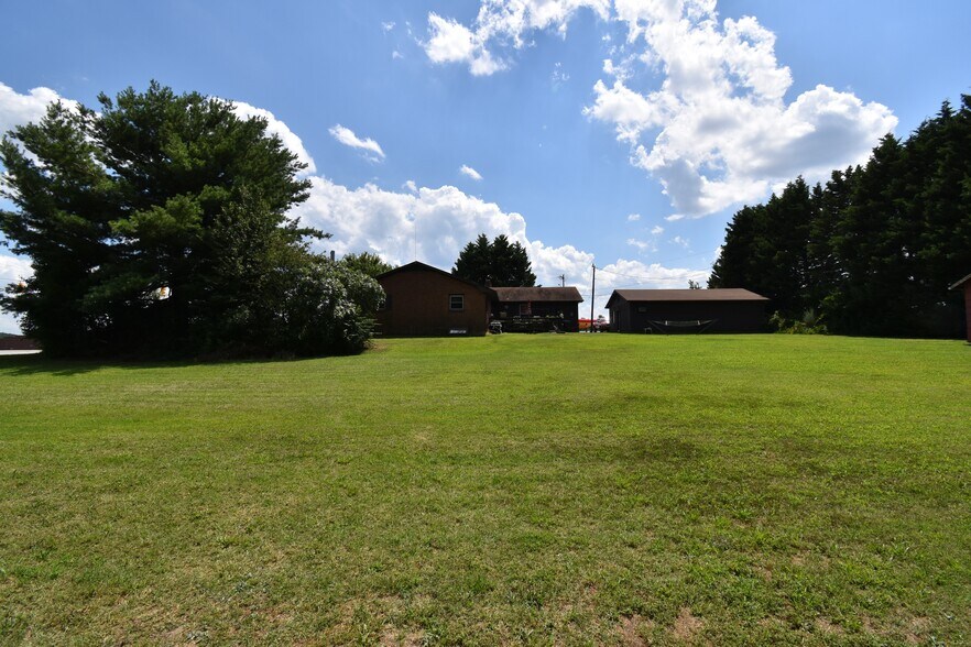 More Photos Of 1490 Union Cross Rd, Kernersville Land For Sale