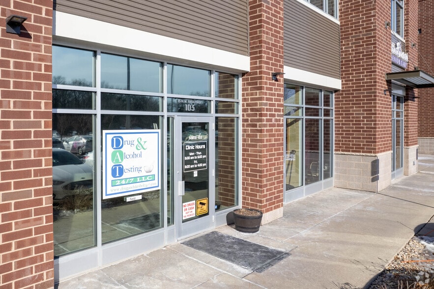 More Photos Of 1532 W Broadway, Madison Storefront Retail Office For Lease