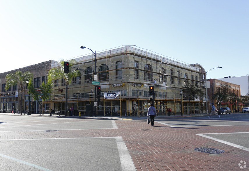 More Photos Of 12-22 S Raymond Ave, Pasadena Storefront Retail Office For Lease