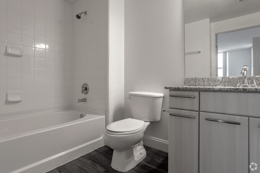 More Photos Of 255 Evernia St, West Palm Beach Apartments For Sale