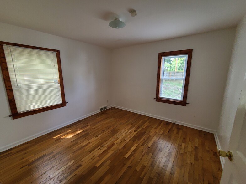 More Photos Of , East Lansing Unknown For Sale