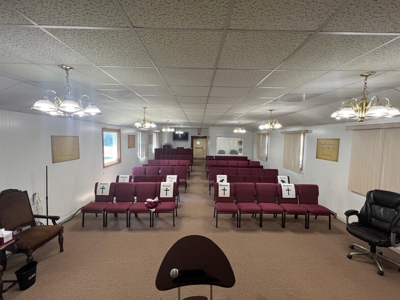 More Photos Of 2379 Emmons Ave, Warren Religious Facility For Lease