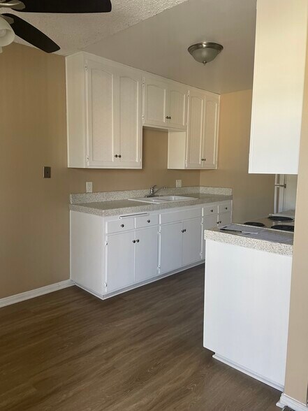 More Photos Of 510 Davidson St, Chula Vista Apartments For Sale