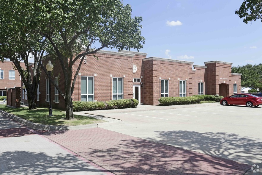 More Photos Of 3610-3630 N Josey Ln, Carrollton Office For Lease