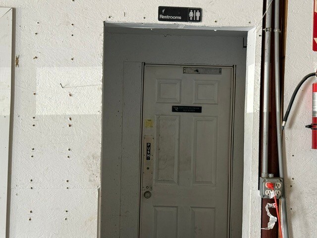 More Photos Of 12 Shelby St, Jamestown Light Distribution For Sale