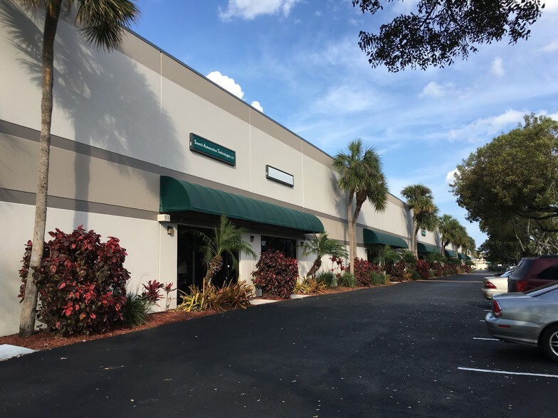 More Photos Of 7840-7880 Central Industrial Dr, Riviera Beach Unknown For Lease