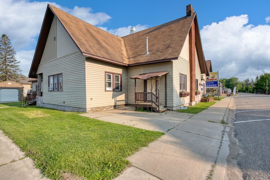 More Photos Of W10595 County Road K, Elcho Restaurant For Sale