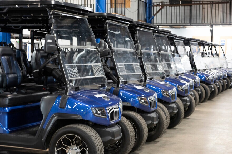 More Photos Of 10232-10234 Glenoaks Blvd, Pacoima Warehouse For Sale