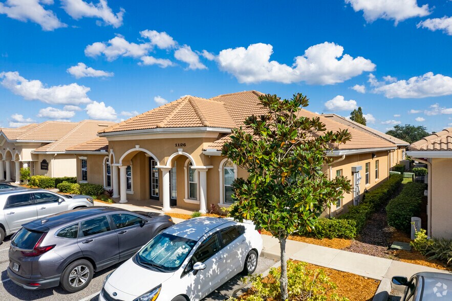 More Photos Of 1104 Kyle Wood Ln, Brandon Medical For Sale