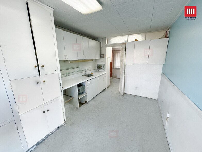 More Photos Of 8240 Beverly Blvd, Los Angeles Storefront Retail Office For Lease