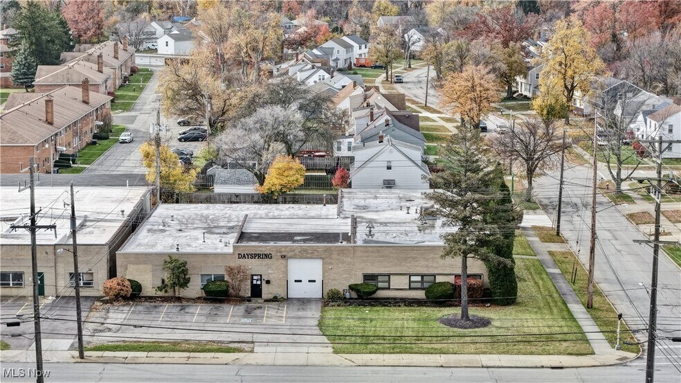 More Photos Of 422 S Green Rd, South Euclid Warehouse For Sale