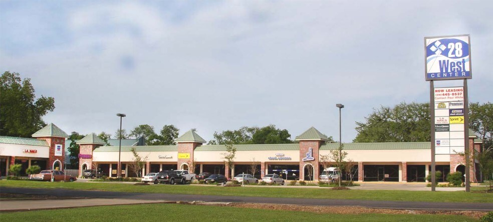 More Photos Of 4508 Coliseum Blvd, Alexandria General Retail For Lease