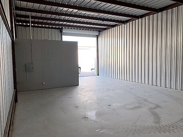 More Photos Of 22314 Interstate 45 N, Spring Specialty For Sale