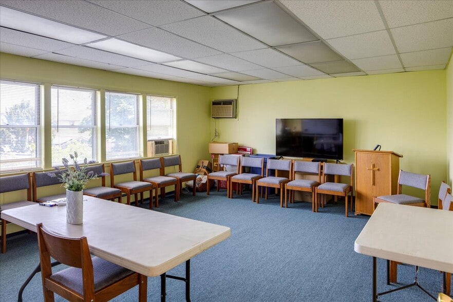 More Photos Of 215 N Hillside Ave, Valley Stream Specialty For Sale