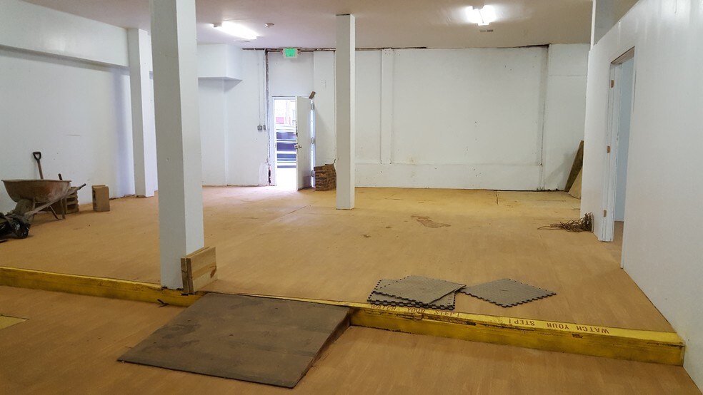 More Photos Of 628-630 Grove St, Irvington General Retail For Sale