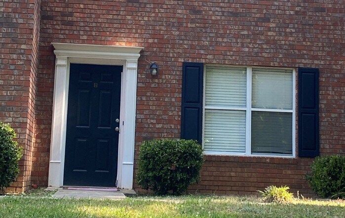 More Photos Of 4024-4078 Hidden Hollow Dr, Gainesville Apartments For Sale