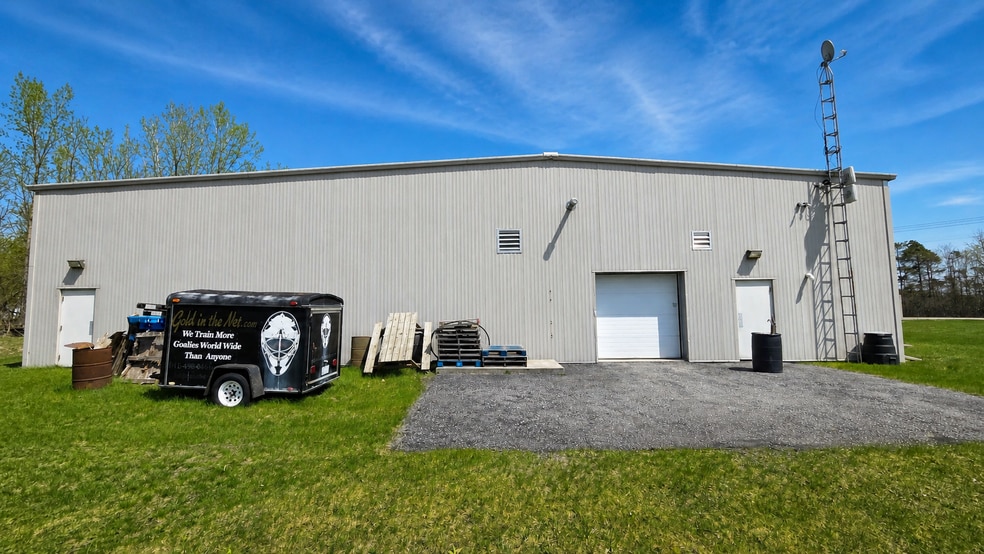 More Photos Of 2318 2nd Concession Rd, Brockville Industrial For Sale