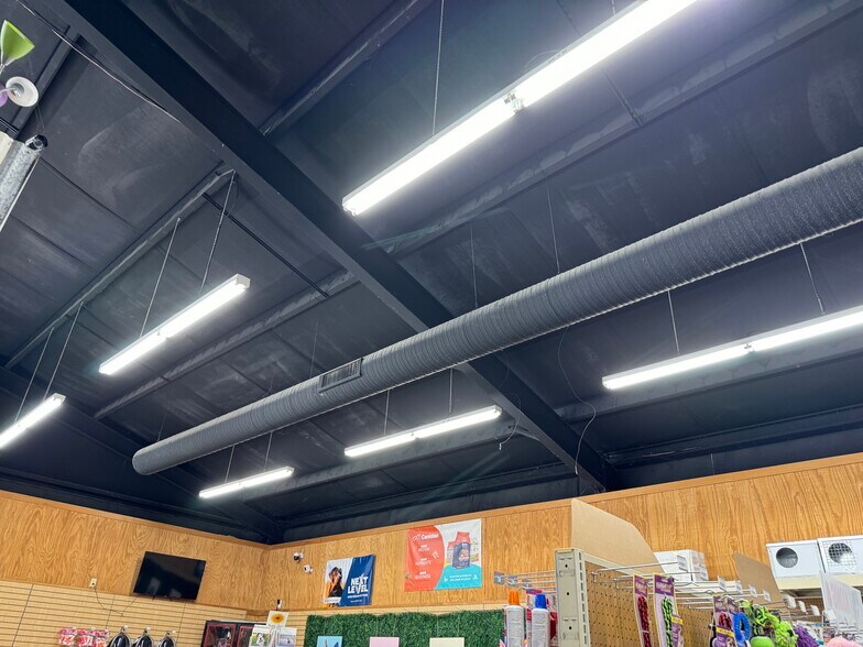 More Photos Of 1708 E Broad Ave, Rockingham General Retail For Sale