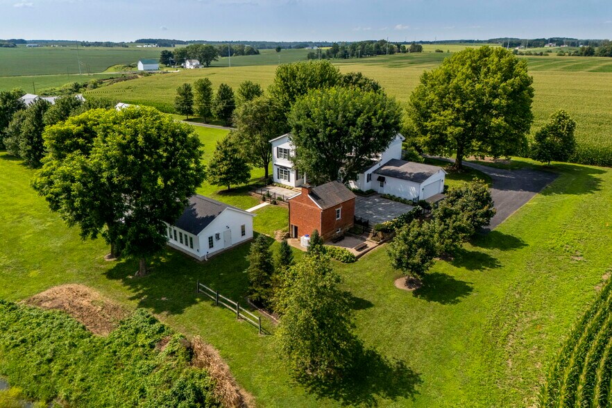 More Photos Of 29614 Tarlton Adelphi Rd, Laurelville Hospitality For Sale