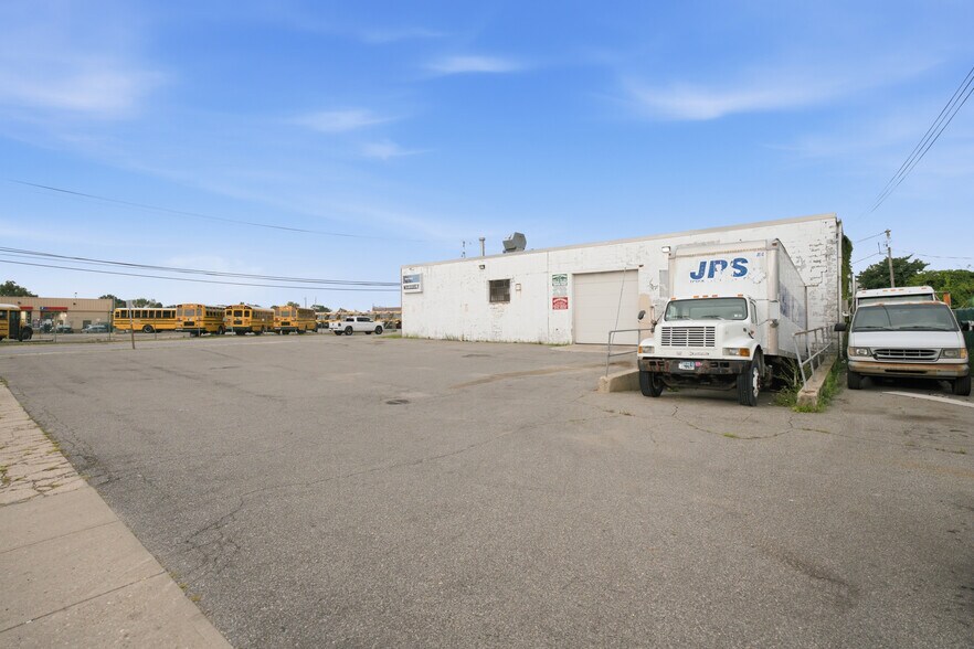More Photos Of 315 Ralph Ave, Copiague Warehouse For Sale