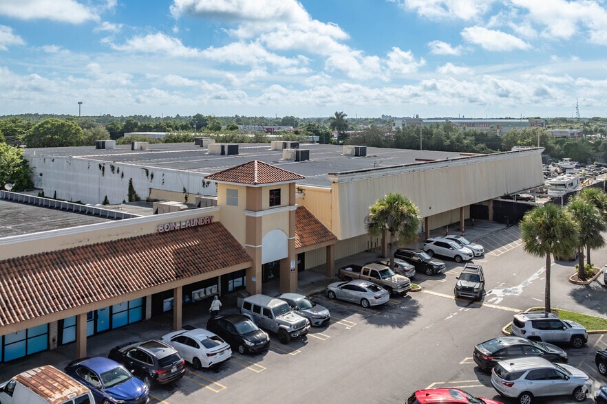 More Photos Of 30200 Old Dixie Hwy, Homestead Storefront For Sale