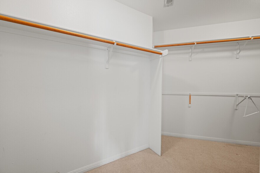 More Photos Of 19019 TX-71, Spicewood Office Residential For Sale