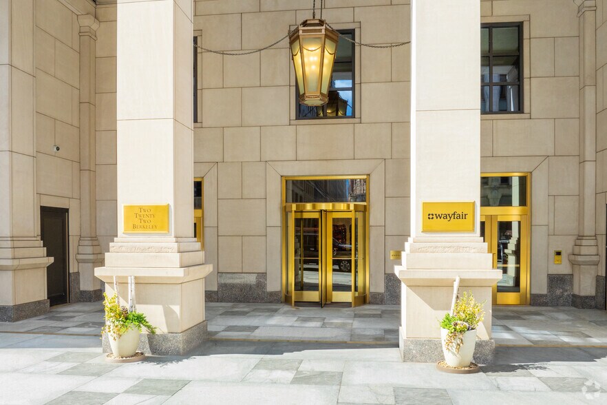 More Photos Of 222 Berkeley St, Boston Office For Lease