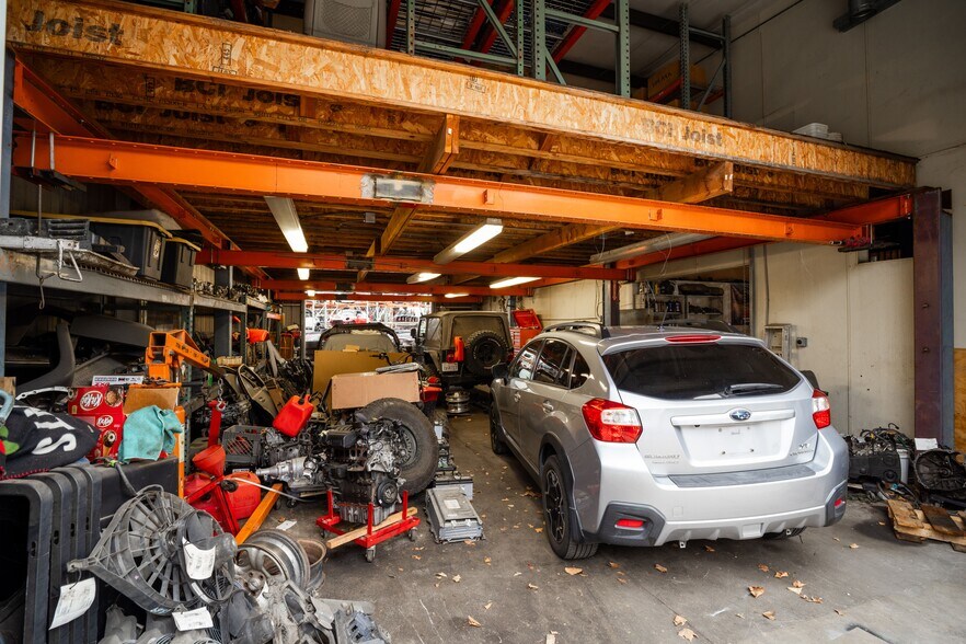 More Photos Of 3567 Recycle Rd, Rancho Cordova Warehouse For Lease