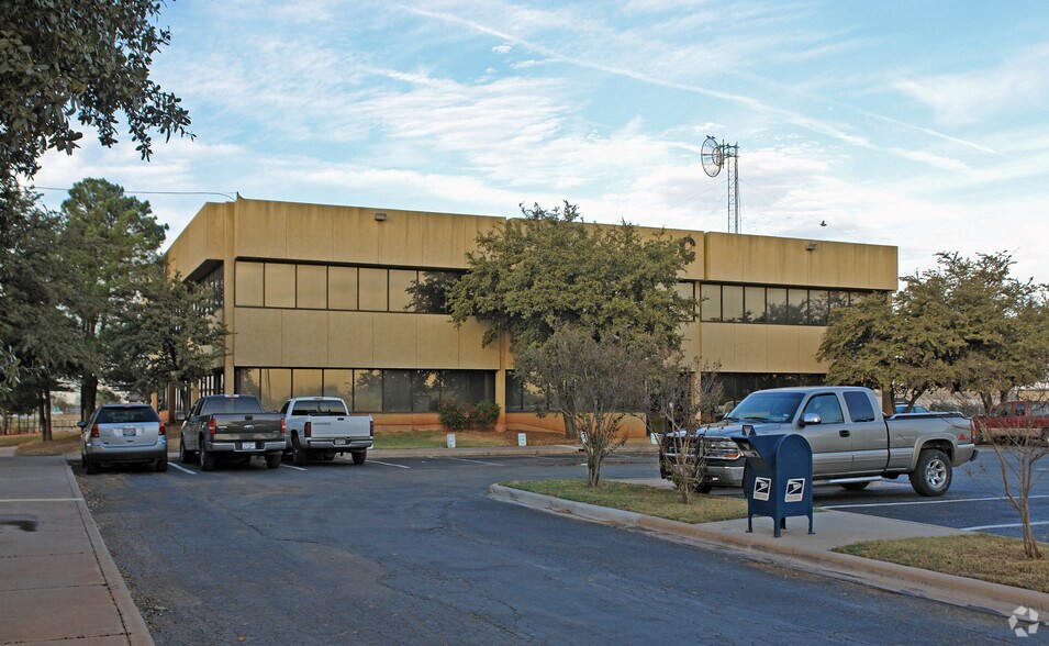 Primary Photo Of 209 S Danville Dr, Abilene Office For Lease