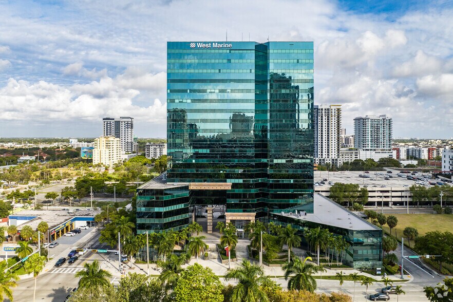 More Photos Of 1 E Broward Blvd, Fort Lauderdale Office For Lease