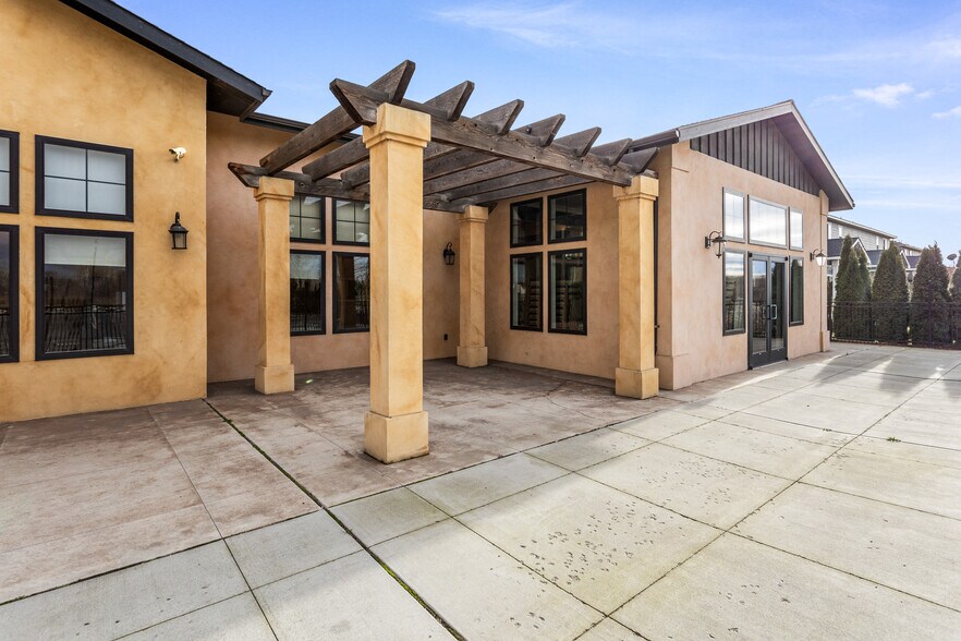 More Photos Of 7998 Vialago Pkwy, Zillah Specialty For Sale