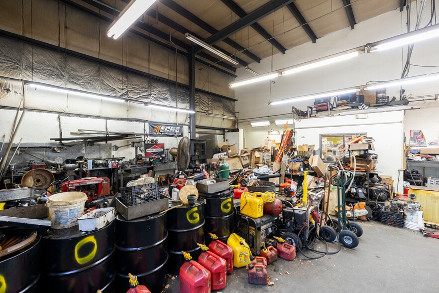 More Photos Of 1190 Pompton Ave, Cedar Grove General Retail For Sale