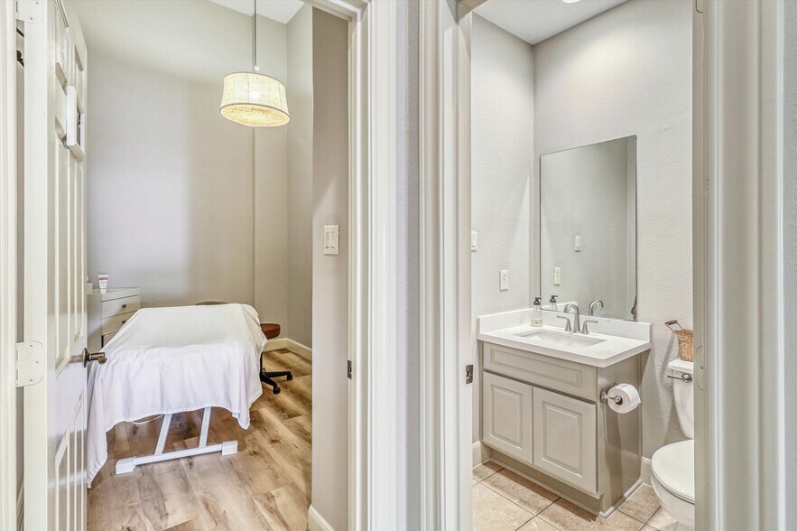 More Photos Of 1432 Fm 1463 Rd, Katy Medical For Sale