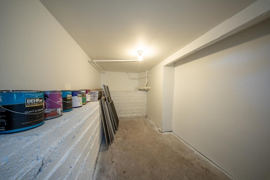 More Photos Of 4832 York Blvd, Los Angeles Office For Sale