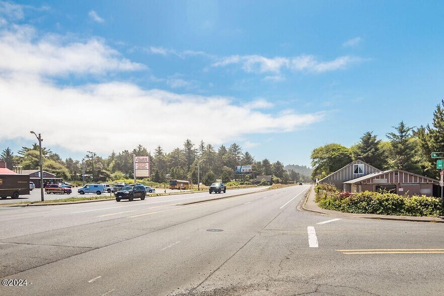 More Photos Of 20 Willow St, Depoe Bay Industrial For Sale