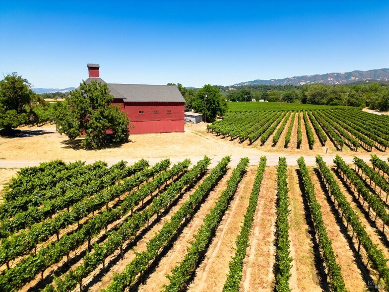 More Photos Of 700 Ford Rd, Ukiah Land For Sale