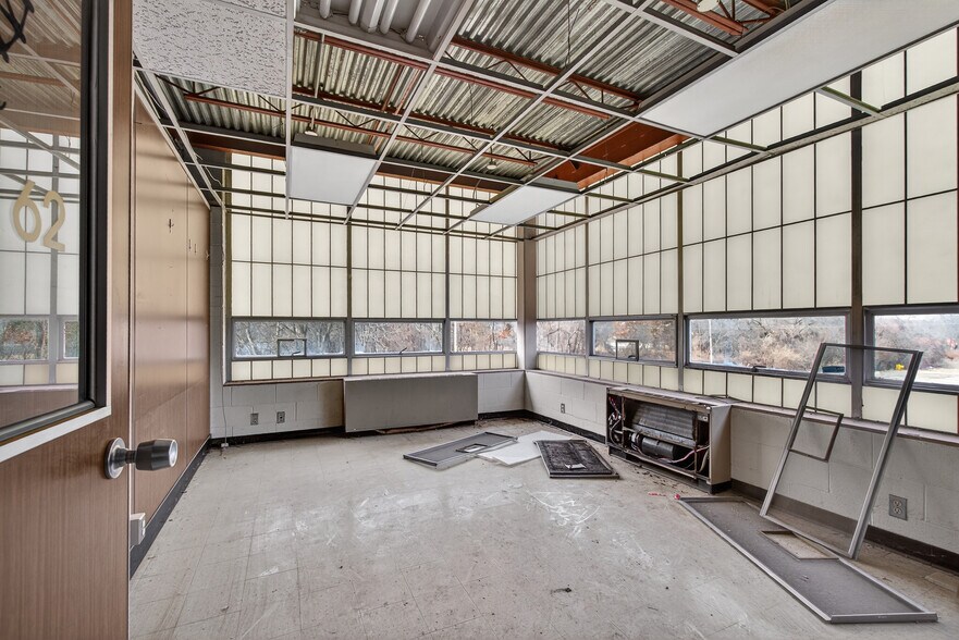 More Photos Of 1002 E South St, Jackson Lodge Meeting Hall For Sale