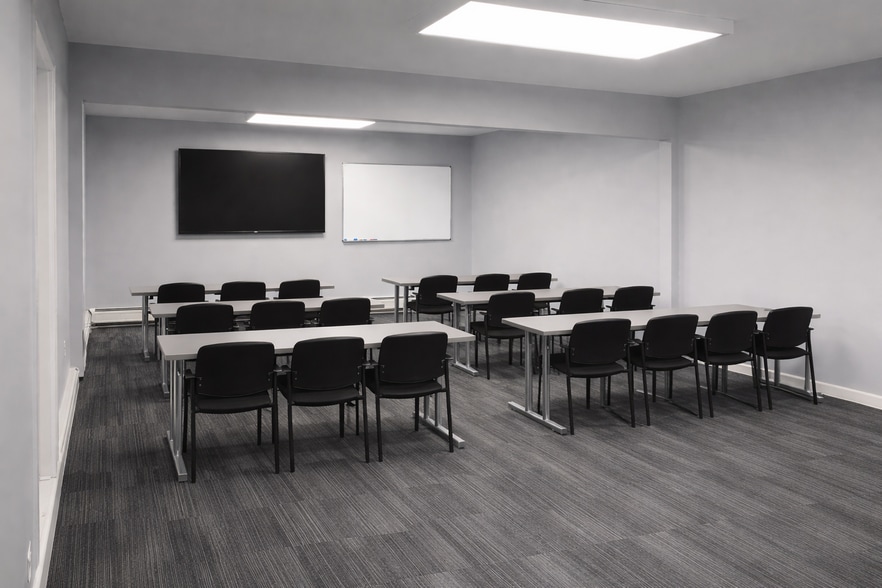 More Photos Of 199 Main St, Woodbridge Loft Creative Space For Lease