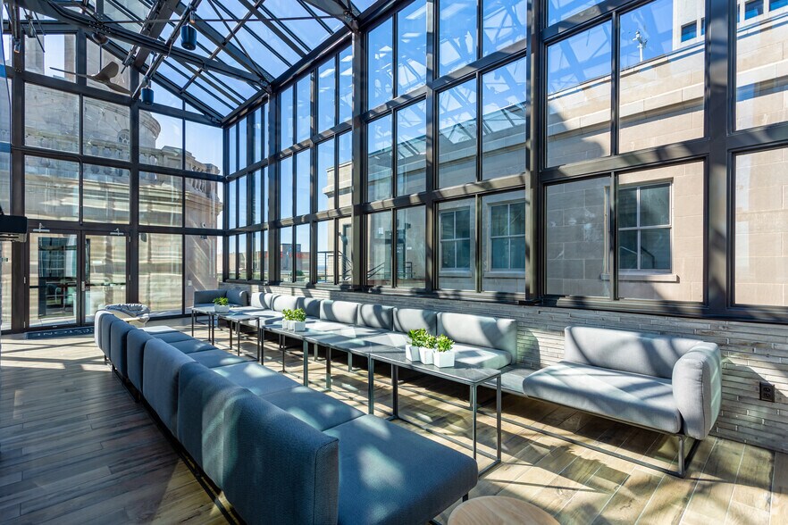 More Photos Of 1309 Main St, Dallas Multifamily For Sale
